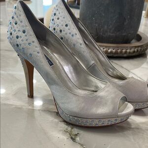 ANTONIO MELANI Silver Heels with Blue Accents